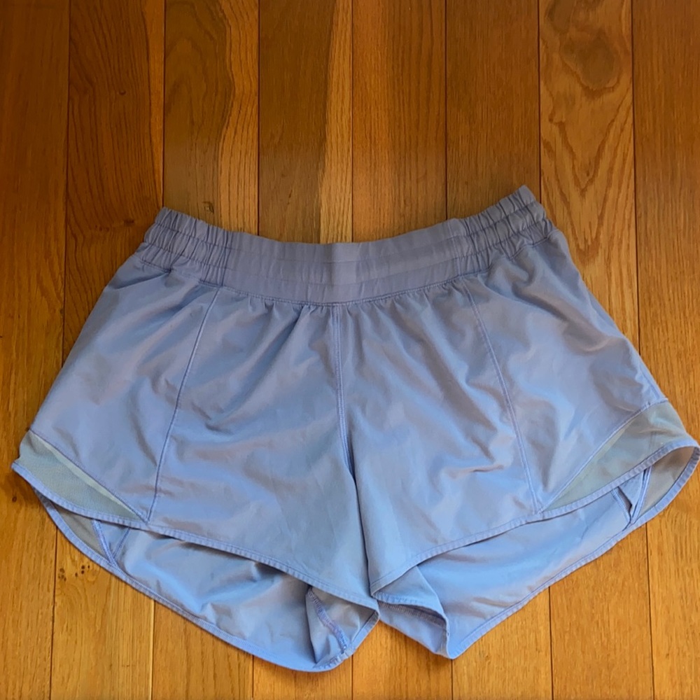 lululemon periwinkle hotty hot shorts